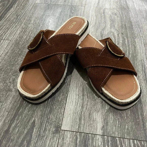 NWT NYDJ Women's Rossics SaddleSpa Slides - Size 7.5 - Brown - Picture 3 of 6